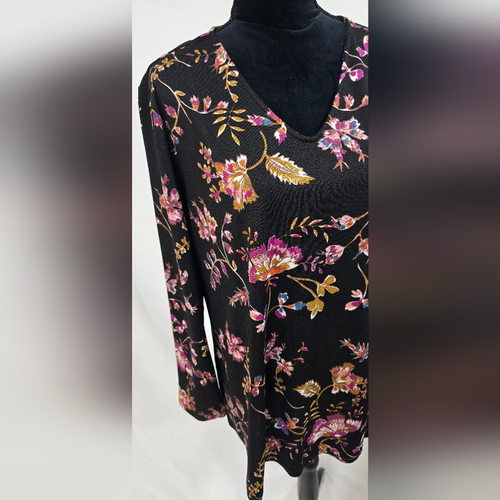 Susan Graver women XL blouse floral v-neck long sleeve dark fairy cottgecore - Picture 2 of 8
